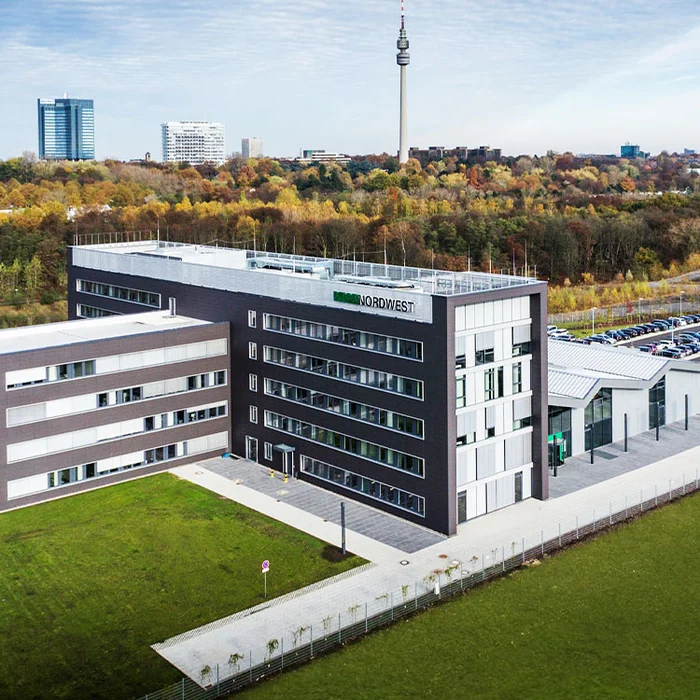 Luftaufnahme vom Firmengebäude der NORDWEST Handel AG in Dortmund