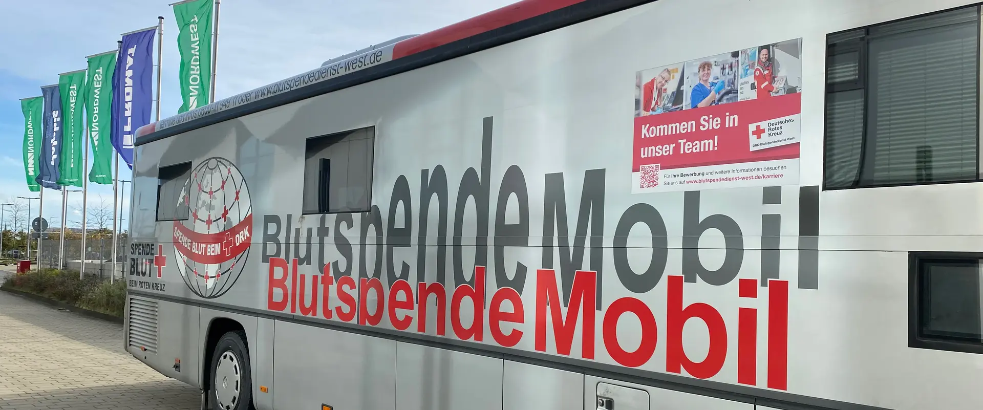 DRK Blutspendemobil bei der NORDWEST Handel AG in Dortmund